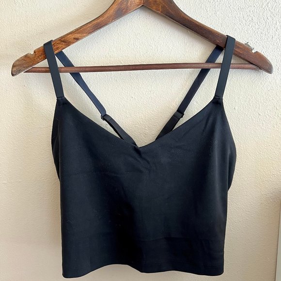 aerie Tops - OFFLINE Real Me Cross Back Sports Bra